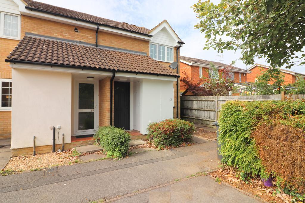 Claverley Green, Luton, Bedfordshire, LU2 8TB