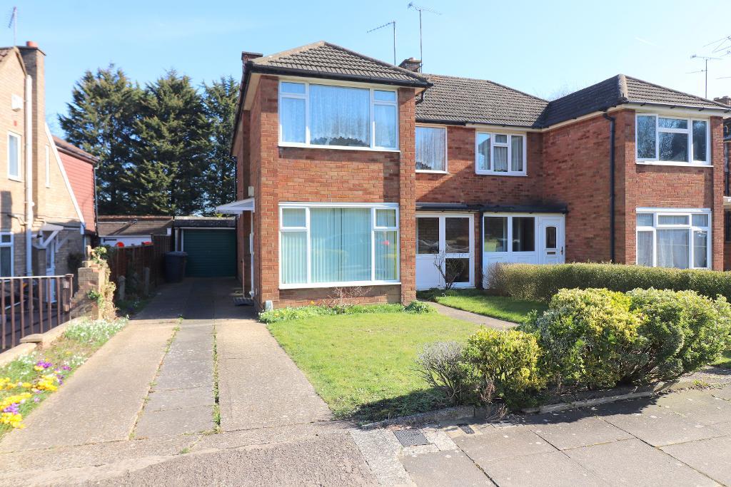 Runley Road, Luton, Bedfordshire, LU1 1UB
