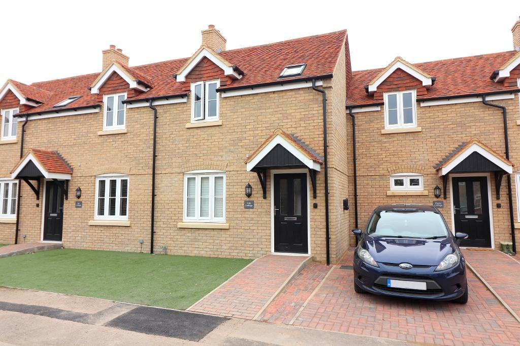 Nicholls Close, Barton Le Clay, Bedfordshire, MK45 4JN