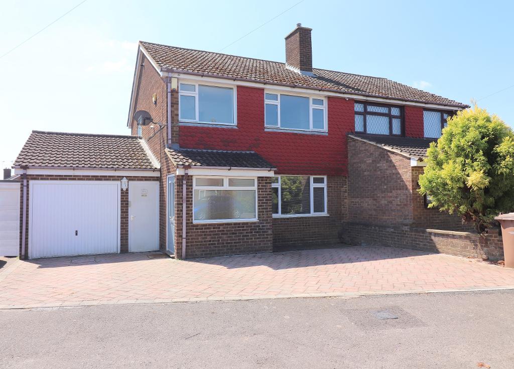 Kinross Crescent, Luton, Bedfordshire, LU3 3JT