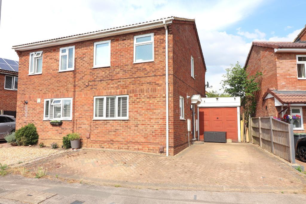 Colwell Rise, Luton, Bedfordshire, LU2 9UA