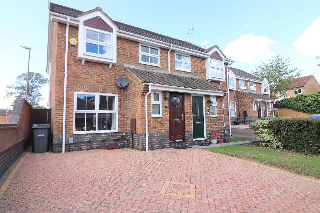 Tylers Mead, Luton, Bedfordshire, LU2 7XX