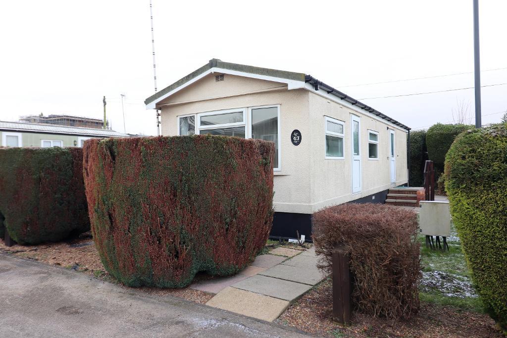 Nursery Road, Luton, Bedfordshire, LU3 2RQ