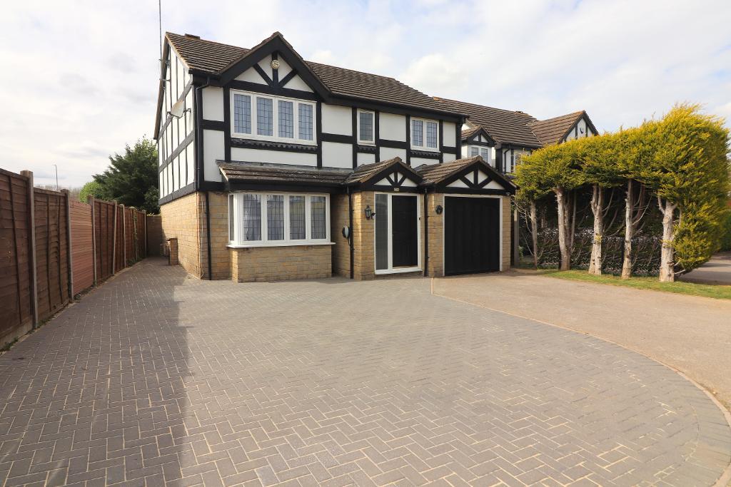 Burford Close, Luton, Bedfordshire, LU3 4DS