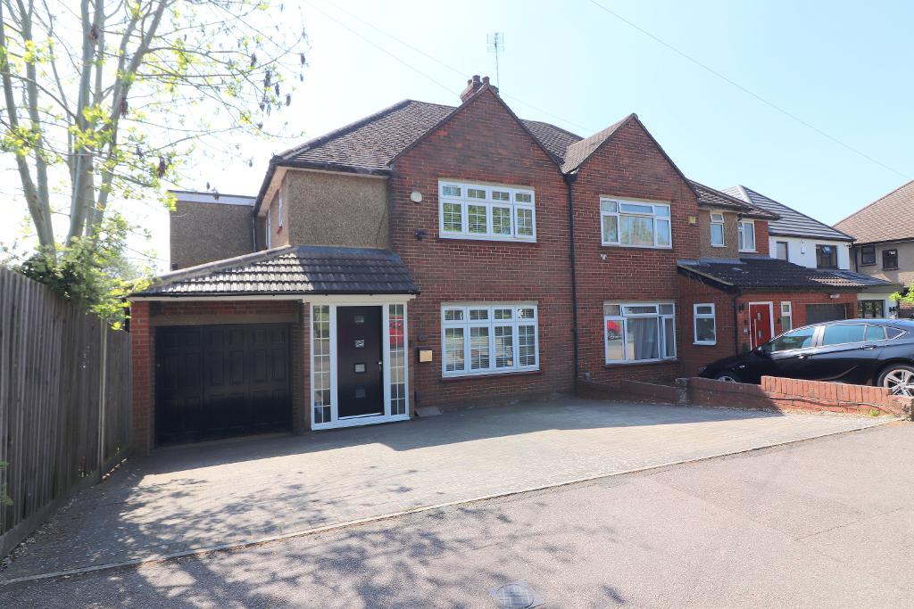 Bushmead Road, Luton, Bedfordshire, LU2 7EU