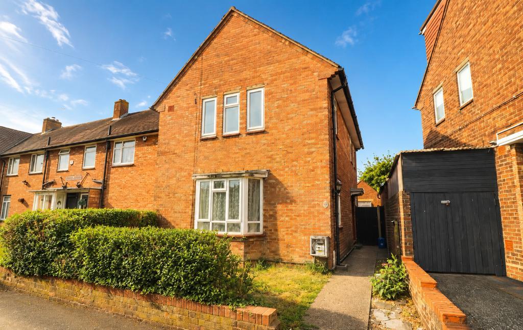 Cowridge Crescent, Luton, Bedfordshire, LU2 0LP