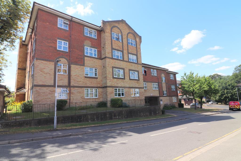 Knights Field, Old Bedford Road, Luton, Bedfordshire, LU2 7LL