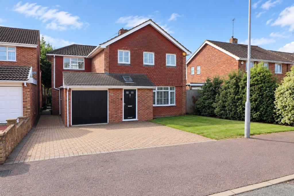 Ailsworth Road, Luton, Bedfordfshire, LU3 2UG